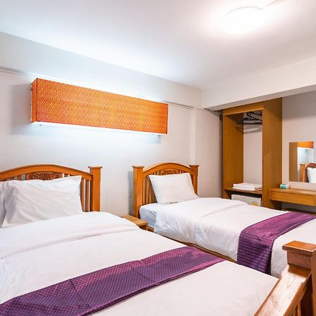 Go Inn Khaosan Road Bkk โกอินน์ ตรอกข้าวสาร Bangkok Buitenkant foto